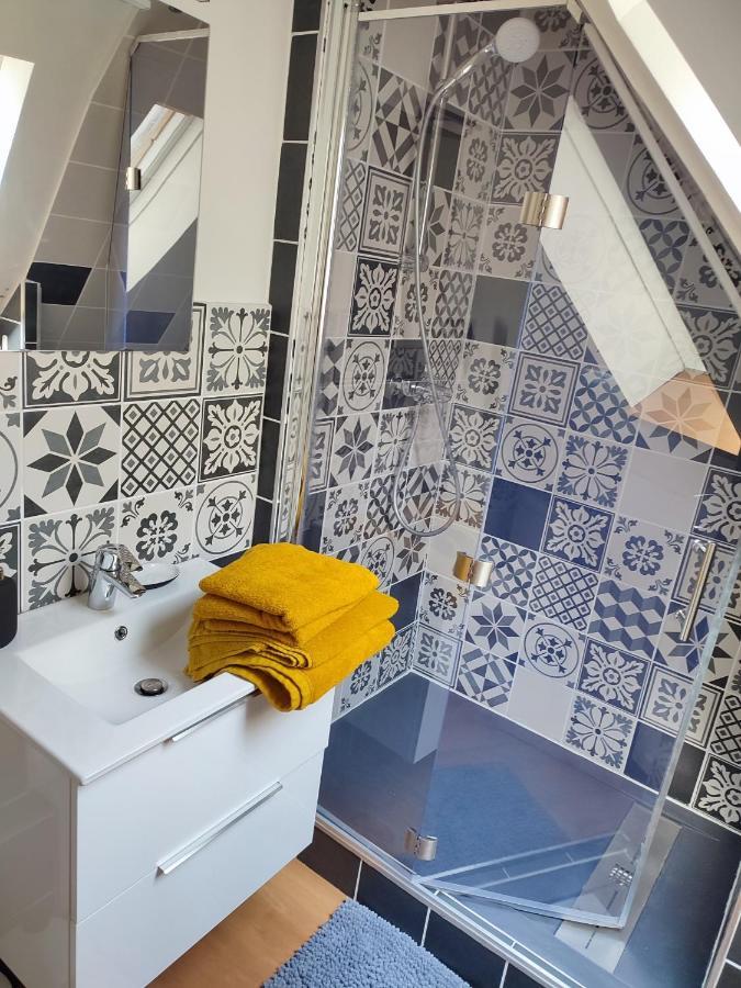 Confortable Appartement Au Centre De 塞莱斯塔 外观 照片